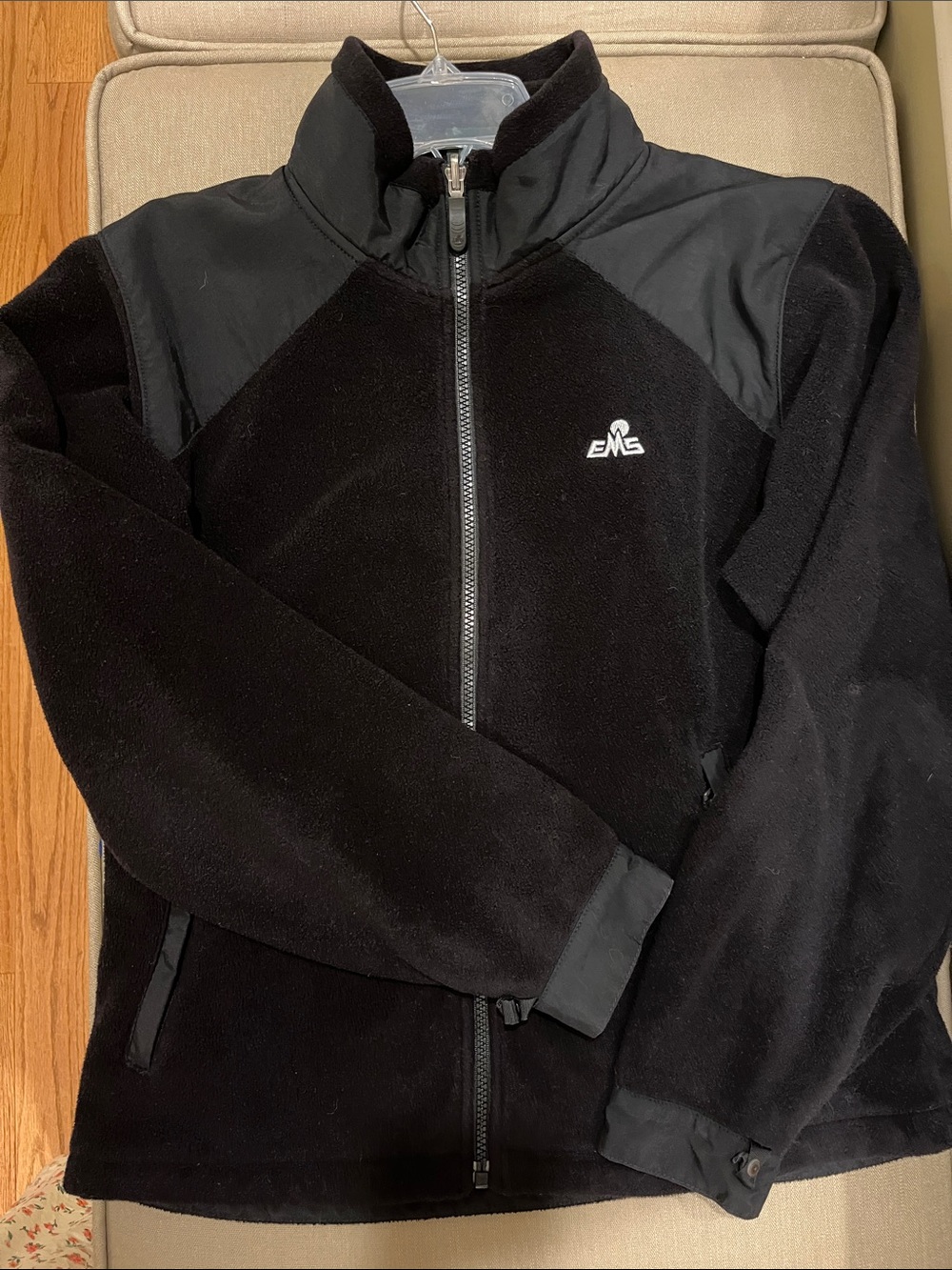 EMS Black Fleece Full Zip Jacket Coat Size Medium